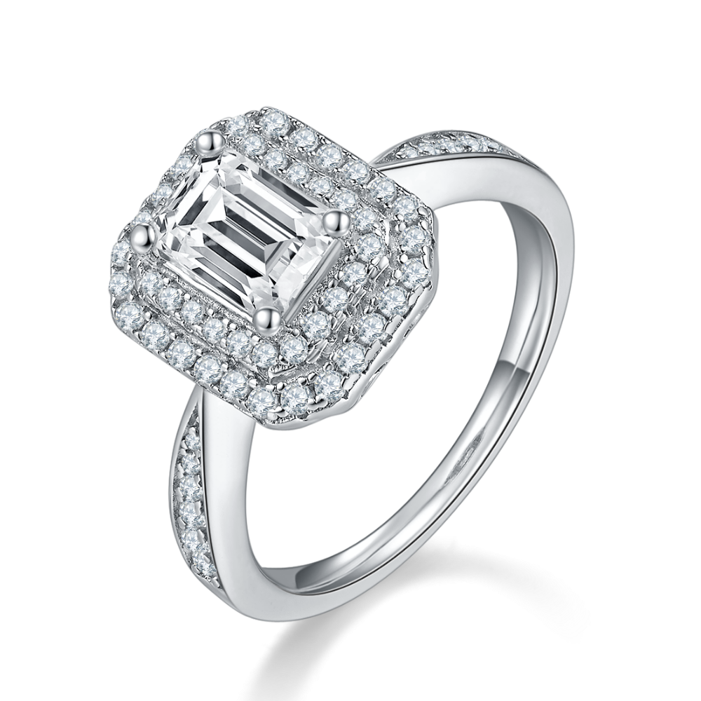 The Zara Ring moissanite engagement ring by Trésor Diamond